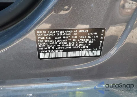 2018 Volkswagen Passat 2.0T Se z USA, uszkodzony, nr VIN 1VWBA7A36JC030995